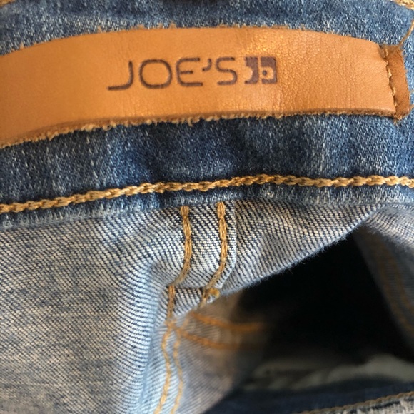 Like New Joe’s High Rise Skinny Jeans - Picture 4 of 6